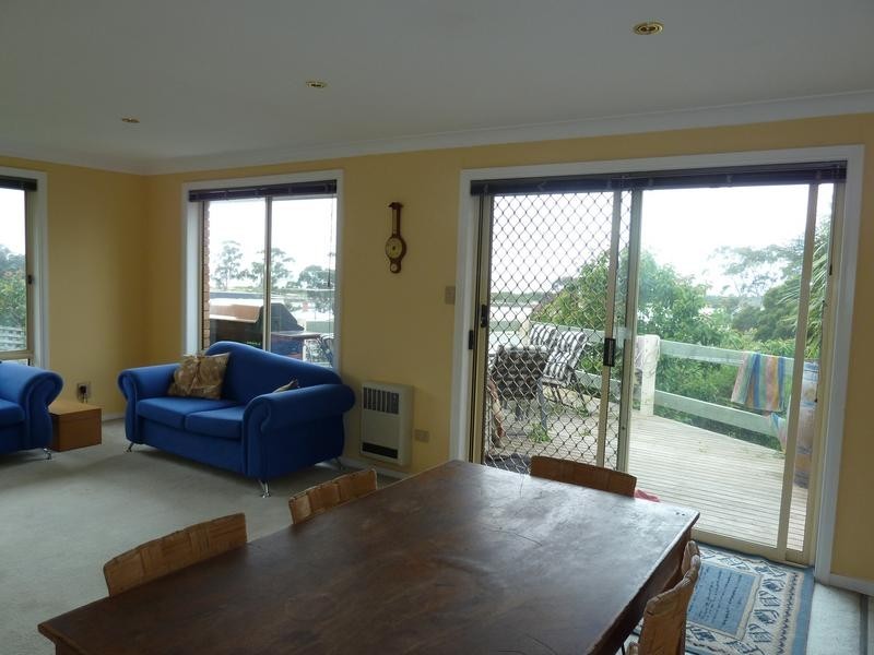 2/21 Emma Street, Bridport TAS 7262