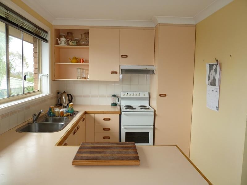 2/21 Emma Street, Bridport TAS 7262