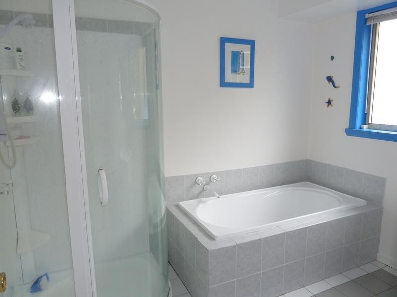 2/21 Emma Street, Bridport TAS 7262