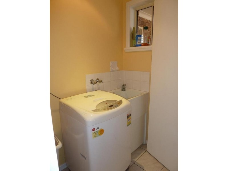 2/21 Emma Street, Bridport TAS 7262