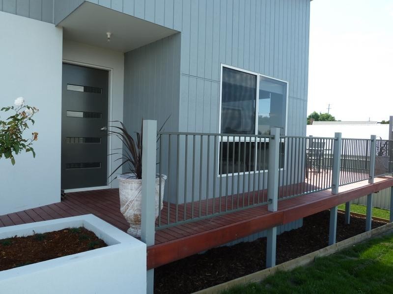 1/20 Louisa Street, Bridport TAS 7262