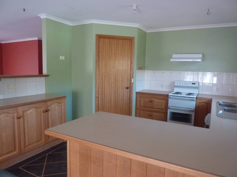 27 Barnett Crescent, Bridport TAS 7262