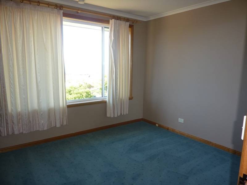 27 Barnett Crescent, Bridport TAS 7262