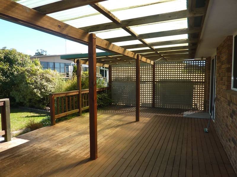 27 Barnett Crescent, Bridport TAS 7262