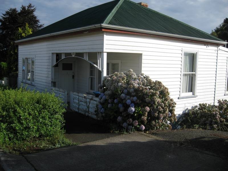 10 Alfred Street, Scottsdale TAS 7260