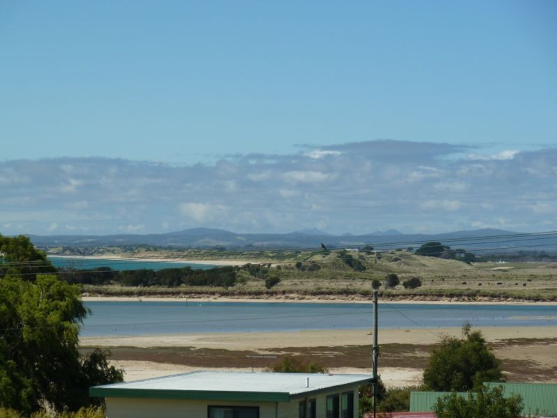10 Frances Street, Bridport TAS 7262