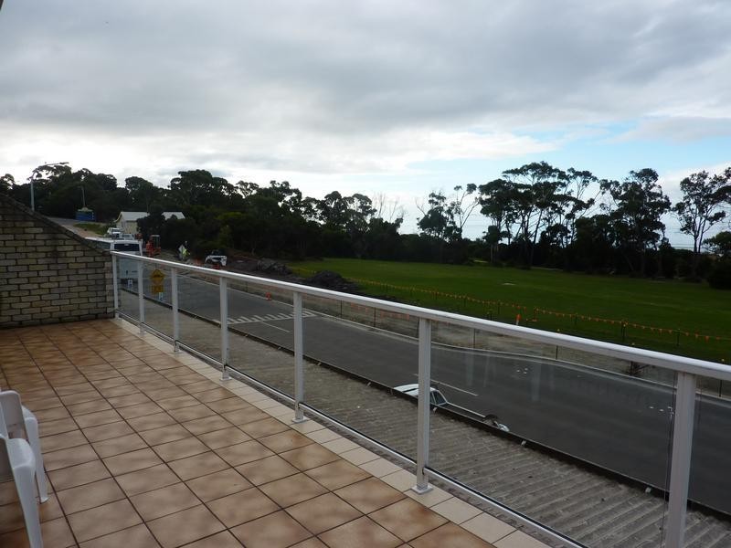 8/85 Main Street, Bridport TAS 7262