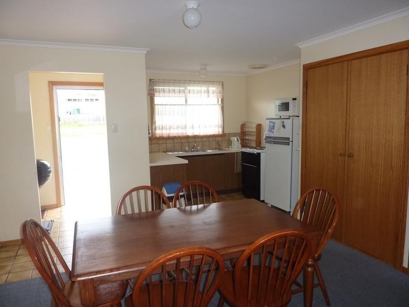 8/85 Main Street, Bridport TAS 7262