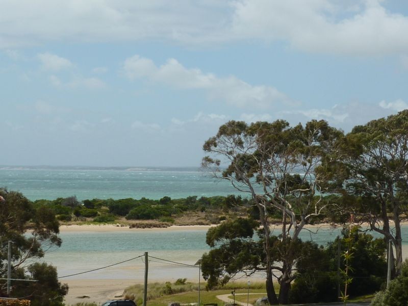 1/21 Emma Street, Bridport TAS 7262