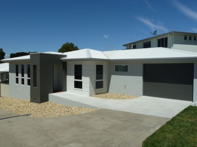 2 & 3/2 Westwood Street, Bridport TAS 7262