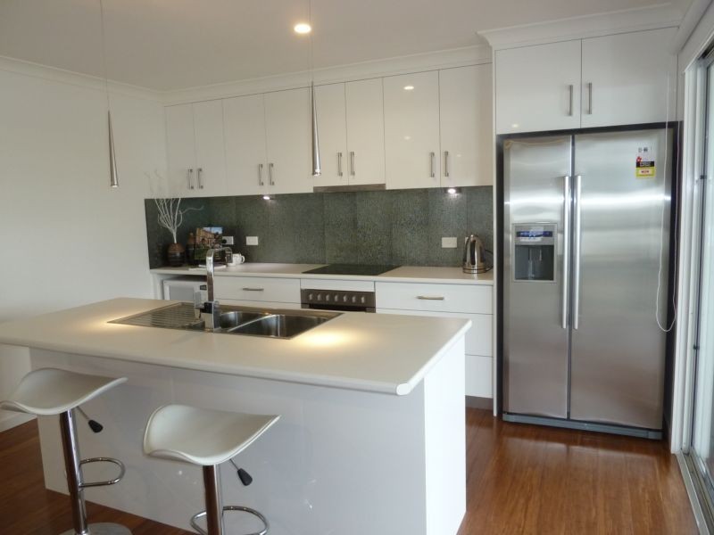 2 & 3/2 Westwood Street, Bridport TAS 7262