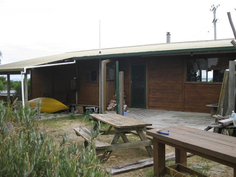 1 Carins Close, Tomahawk TAS 7262