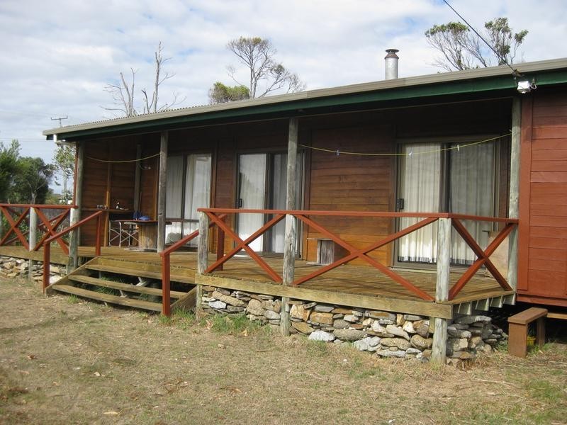 1 Carins Close, Tomahawk TAS 7262