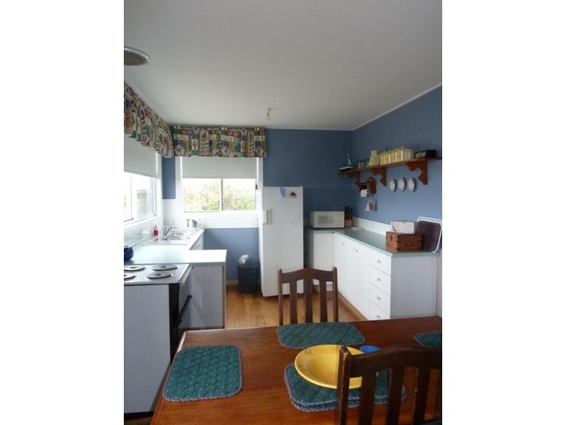 11 May Street, Bridport TAS 7262