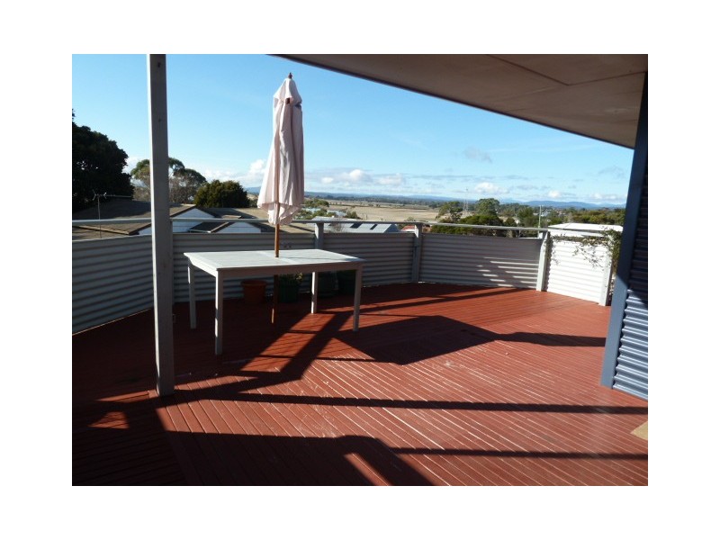 9 Barnett Crescent, Bridport TAS 7262
