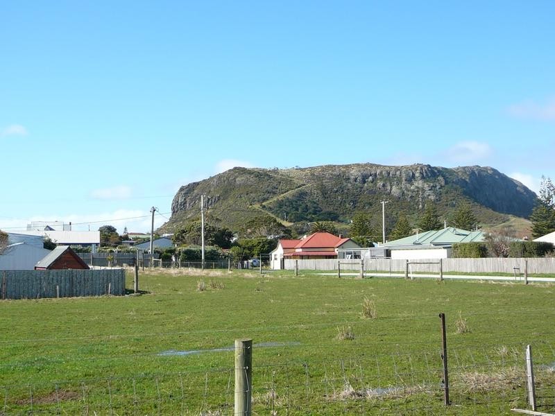 7 Albert Street, Stanley TAS 7331