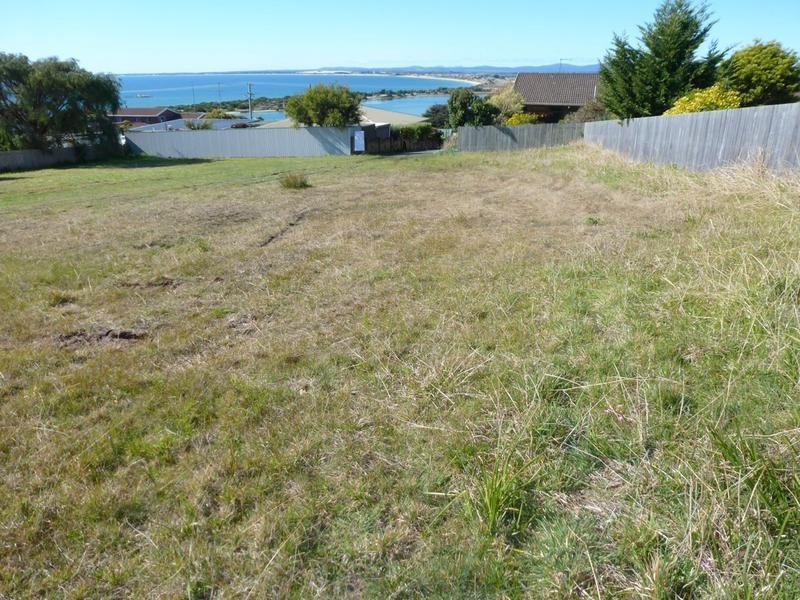 30 Emma Street, Bridport TAS 7262