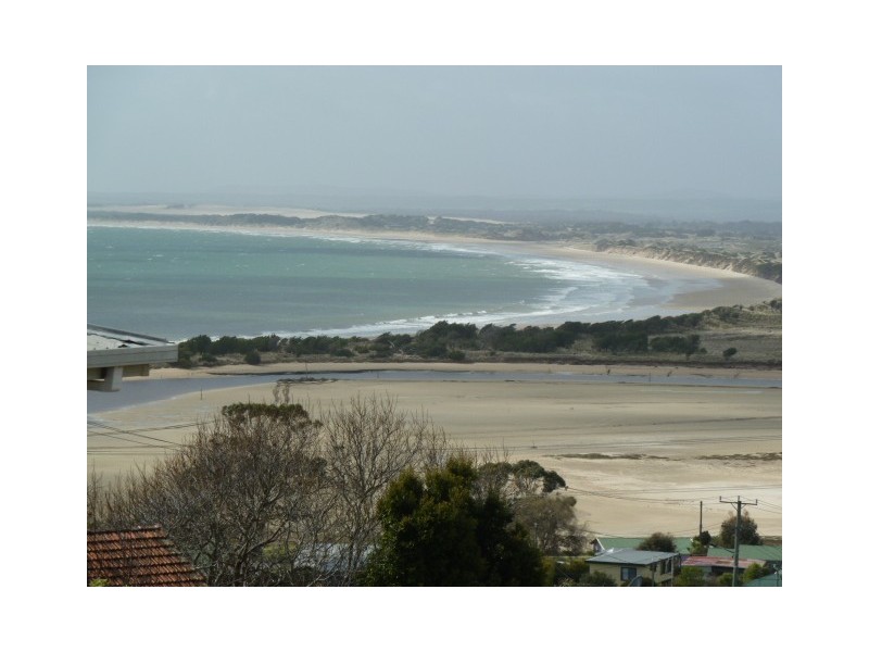 1/3 Flinders Lane, Bridport TAS 7262