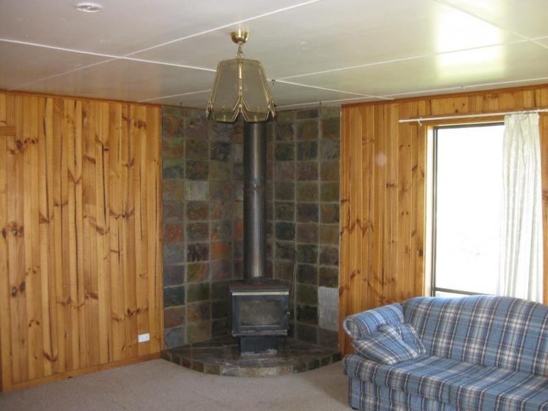 18 CARR Street, Gladstone TAS 7264