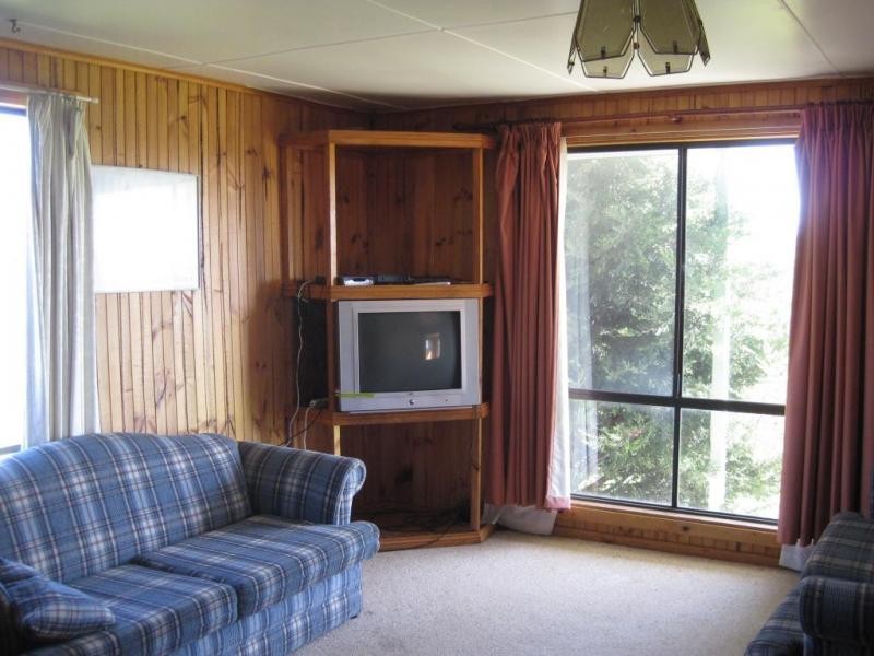 18 CARR Street, Gladstone TAS 7264