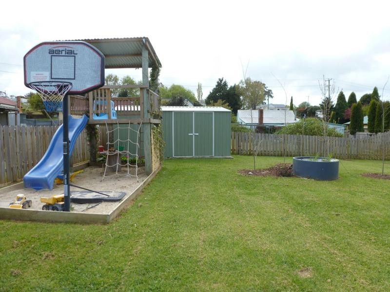 17 Frederick Street, Branxholm TAS 7261