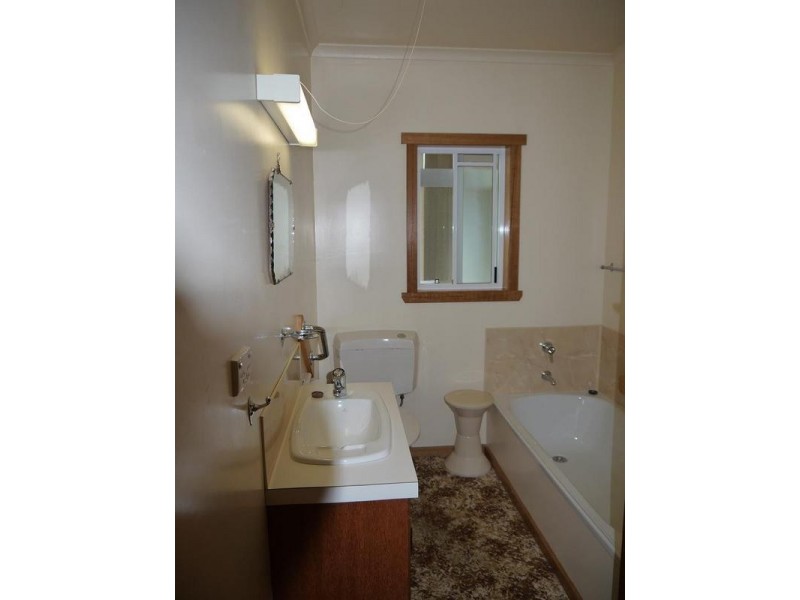 1/6 May Street, Bridport TAS 7262