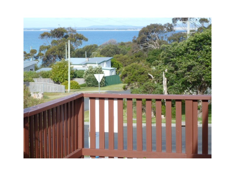 5 Charles Street, Bridport TAS 7262