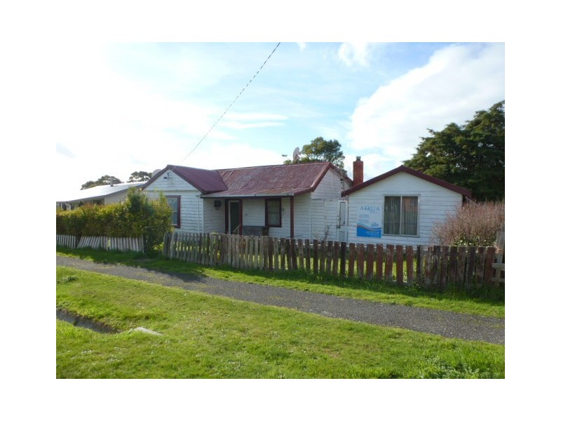 52 Chaffey Street, Gladstone TAS 7264