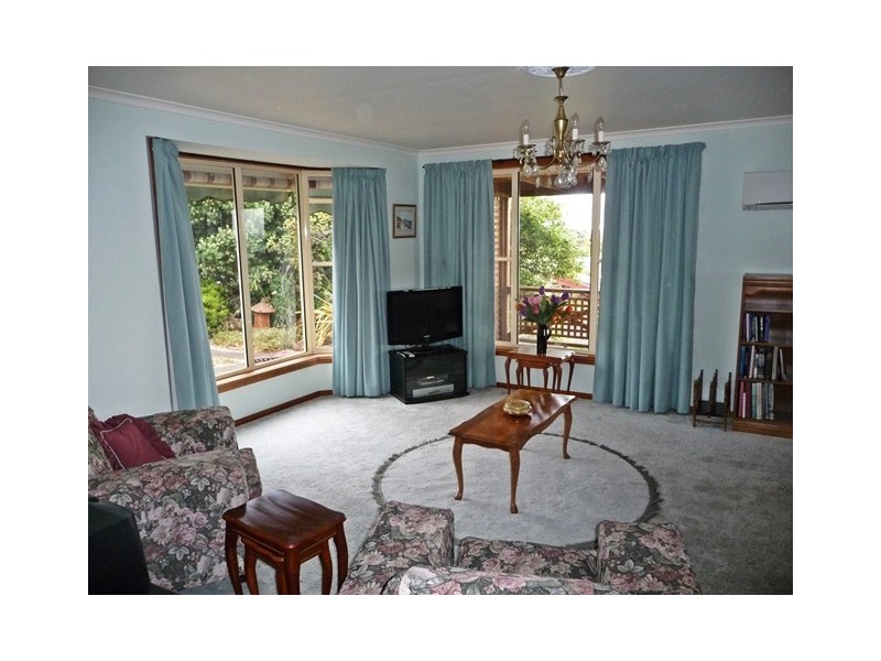 33 Emma Street, Bridport TAS 7262