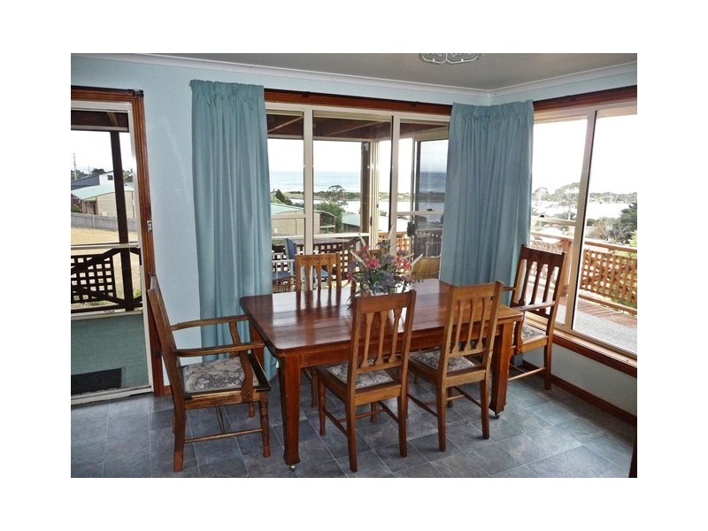 33 Emma Street, Bridport TAS 7262