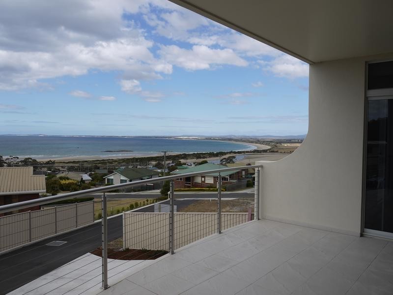 1/5 Clarke Street, Bridport TAS 7262