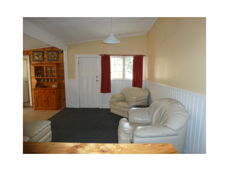 9-10 Christopher Street, Derby TAS 7264