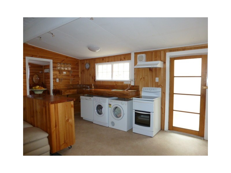 9-10 Christopher Street, Derby TAS 7264