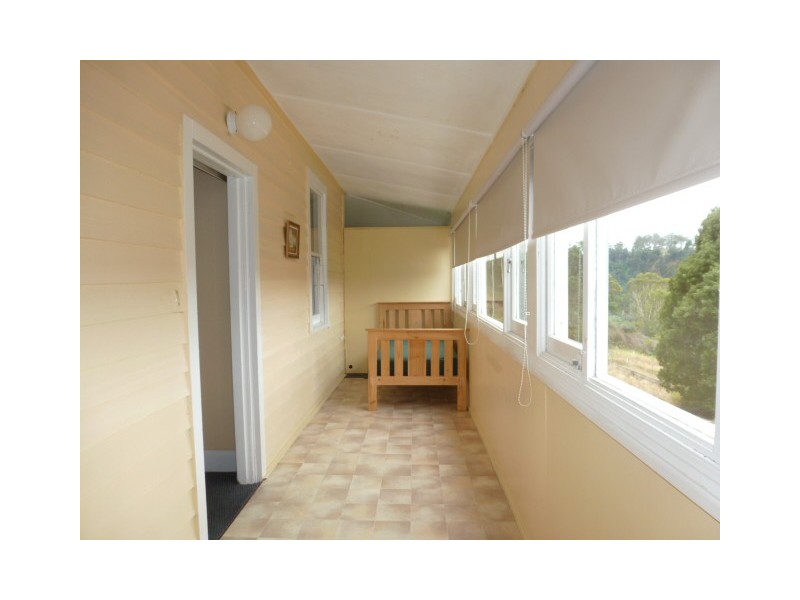 9-10 Christopher Street, Derby TAS 7264