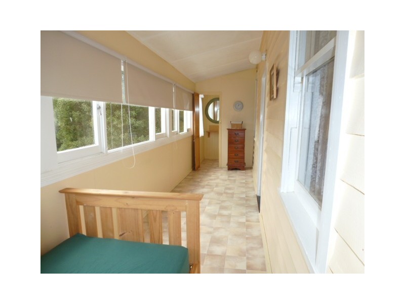 9-10 Christopher Street, Derby TAS 7264
