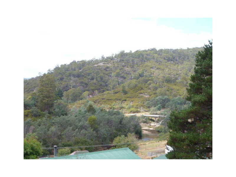 9-10 Christopher Street, Derby TAS 7264