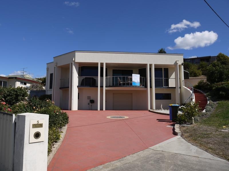 5 Mary Street, Bridport TAS 7262