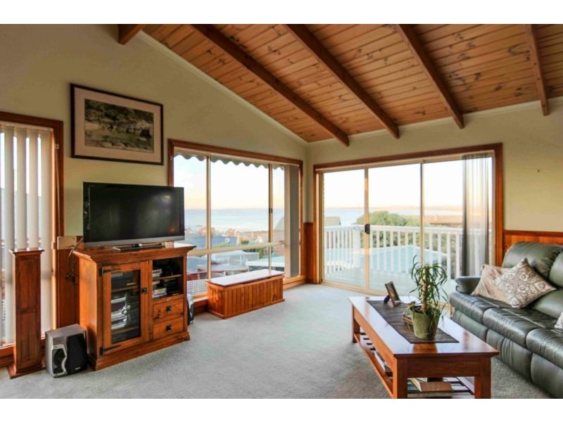 6 Clarke Street, Bridport TAS 7262