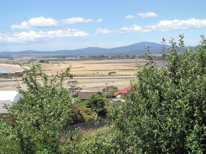 6 Clarke Street, Bridport TAS 7262