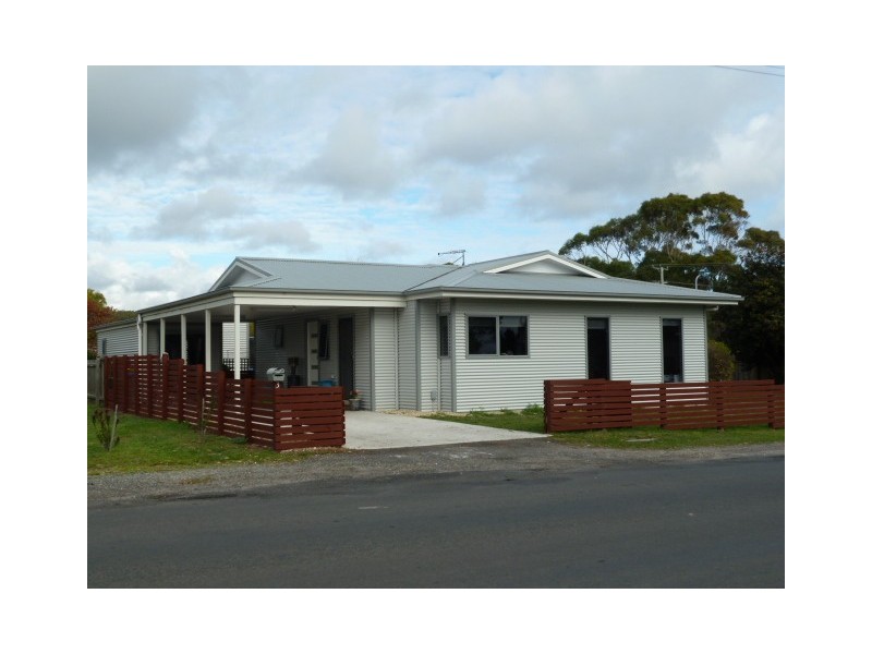 3 Main Street, Bridport TAS 7262