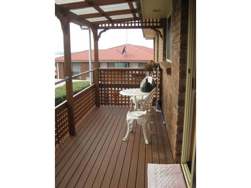 2/34 Frances Street, Bridport TAS 7262