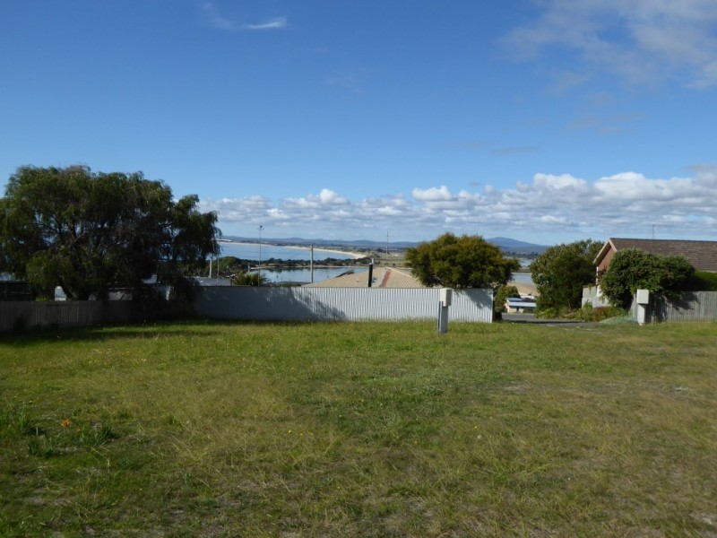 28 Emma Street, Bridport TAS 7262