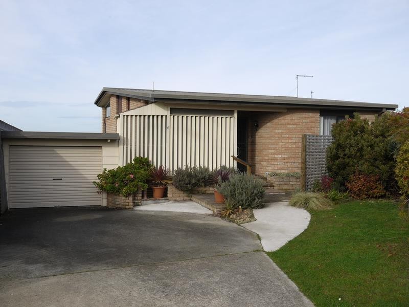 6 Alan Lade Place, Bridport TAS 7262