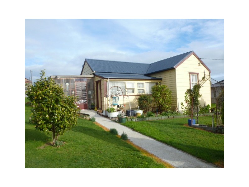 17 Chaffey Street, Gladstone TAS 7264