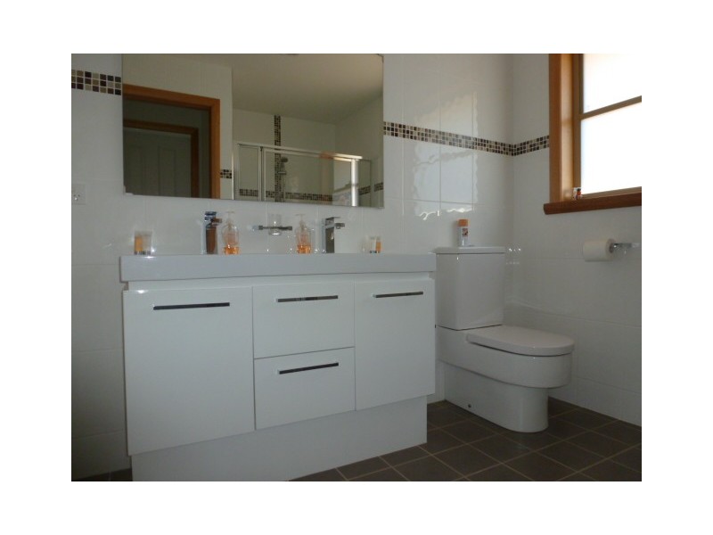 6 Barclay Drive, Scottsdale TAS 7260