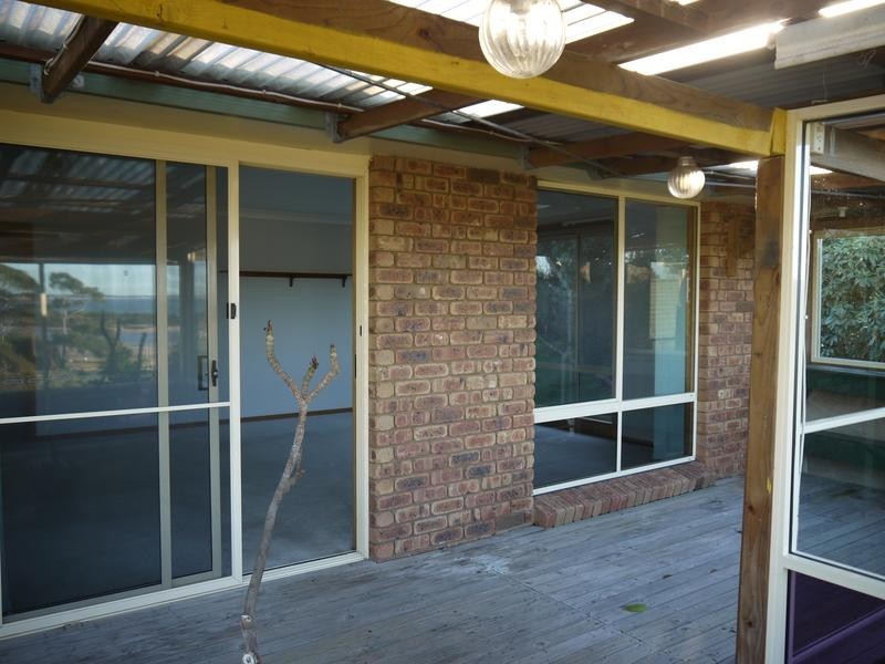 1/21 Emma Street, Bridport TAS 7262