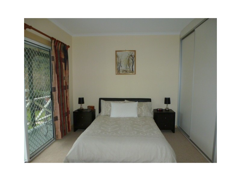 Bell Street, Derby TAS 7264