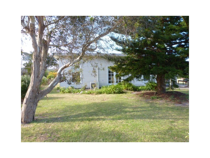30-32 Tomahawk Drive, Tomahawk TAS 7262