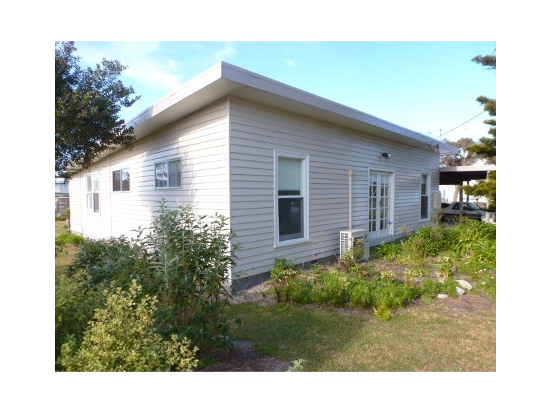 30-32 Tomahawk Drive, Tomahawk TAS 7262
