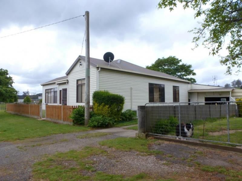 14 Stoke Street, Branxholm TAS 7261